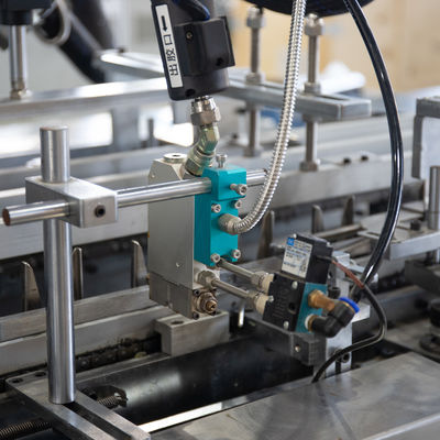 Meilleur choix Machine d'emballage de carton en papier facile à utiliser à pression d'air de 0,7mpa