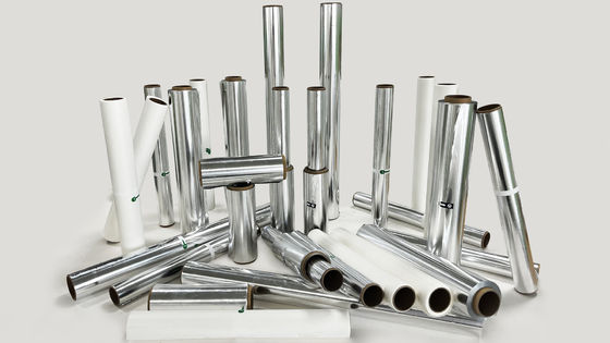 8011 Feuille d'aluminium allié en rouleau pour cuisine friteuse à air papier revêtements 200 mètres