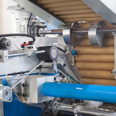 0.009-0.025 mm Épaisseur du matériau Machine de remontage à fente de feuille d'aluminium à action électrique