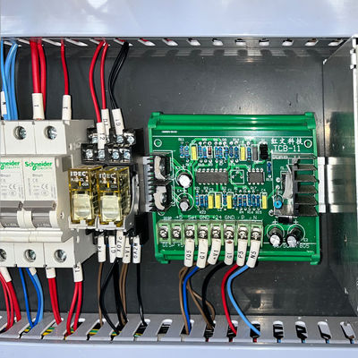 Machine automatique de retouche à découpe de feuille d'aluminium pour rouleau de papier de boulangerie et rouleau de feuille de PVC