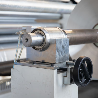 Machine de découpe de papier à feuille d'aluminium à commande informatique de 1650 mm